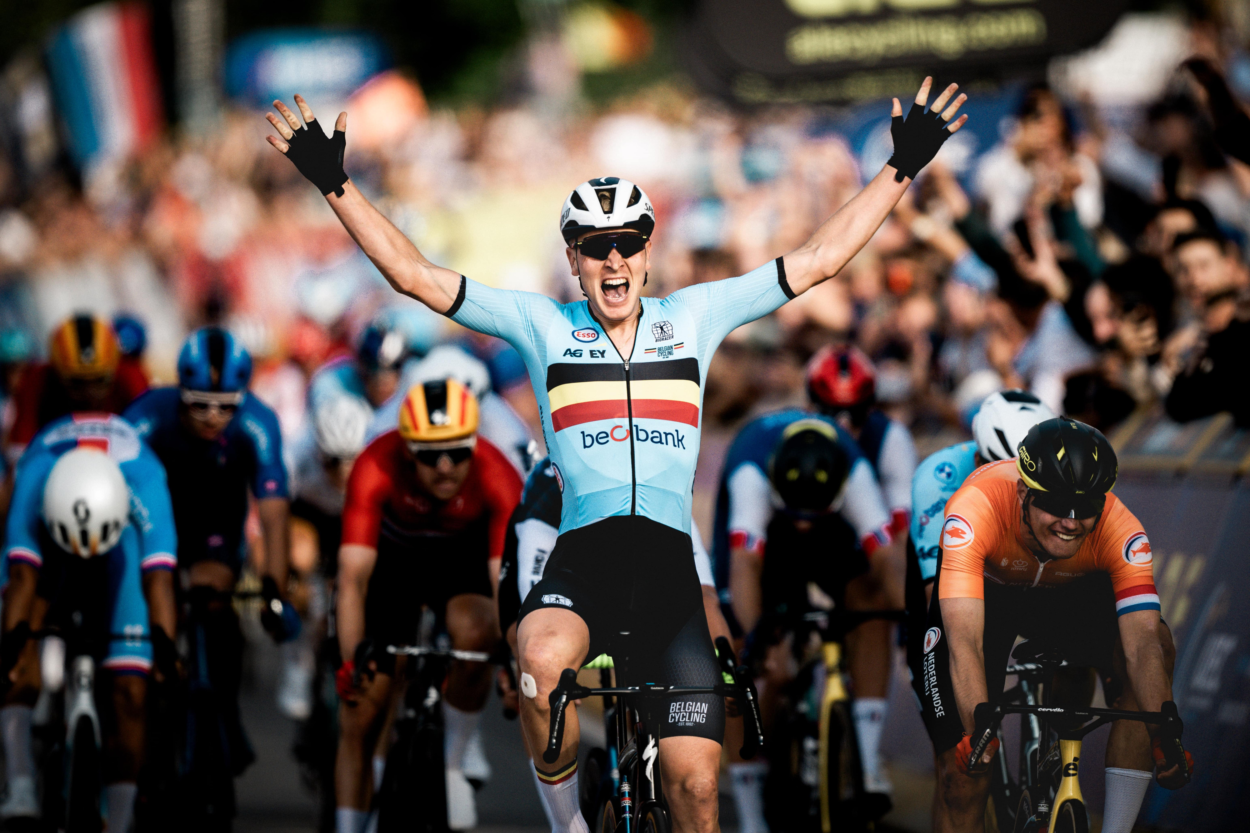 Tim Merlier winning the 2024 road European Championships in Limburg