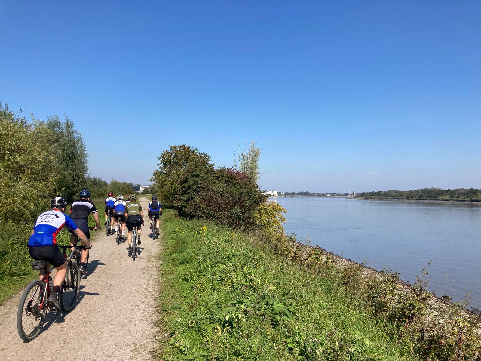 Gravelaars langs de Schelde